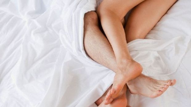 Đàn ông ngoại tình do thiếu sex