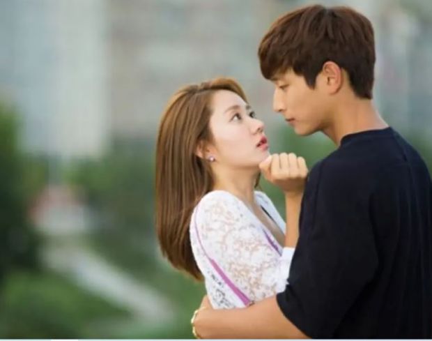 Dấu hiệu chứng tỏ đàn ông còn lưu luyến người yêu cũ