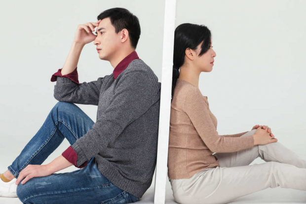 Tránh né lẫn nhau là dấu hiệu hôn nhân đổ vỡ