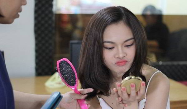 Dấu hiệu vợ ngoại tình nơi công sở và cách nhận biết 2