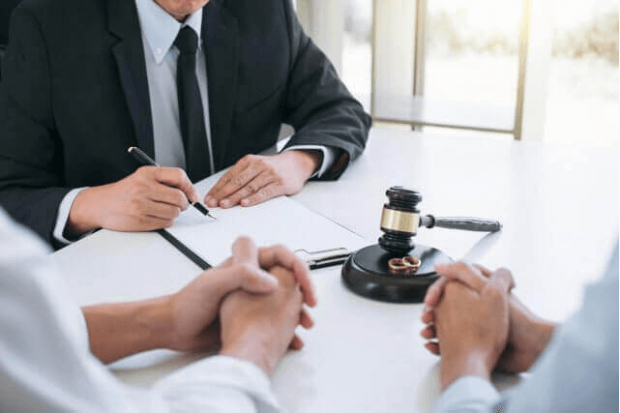 Hướng dẫn cách viết đơn khởi kiện ly hôn