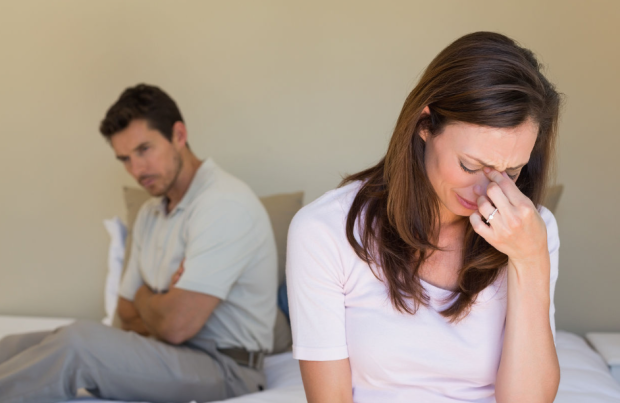 Hay so sánh vợ với khác - Biểu hiện đàn ông yêu bồ hơn vợ
