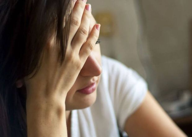 ngoại tình với con riêng
