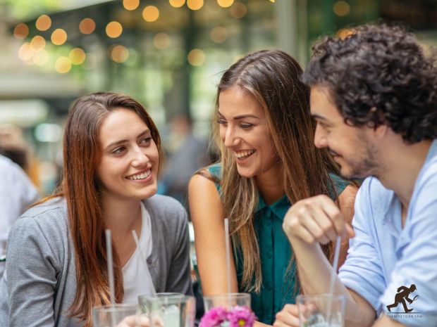 Nhờ bạn thân giúp đỡ tán lại nyc
