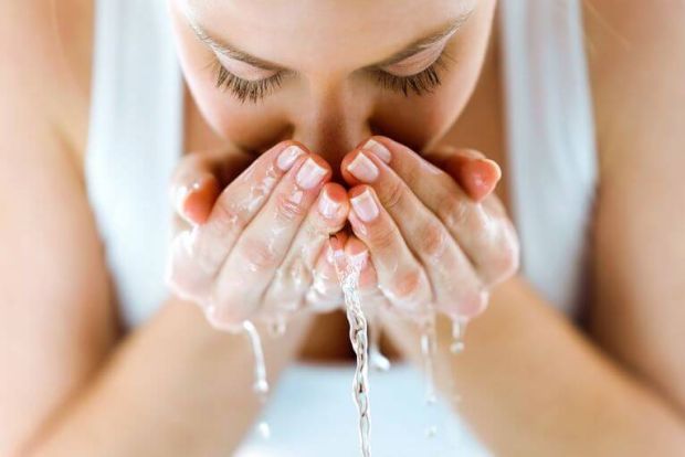 Phát hiện chồng ngoại tình nhờ xem đá bóng