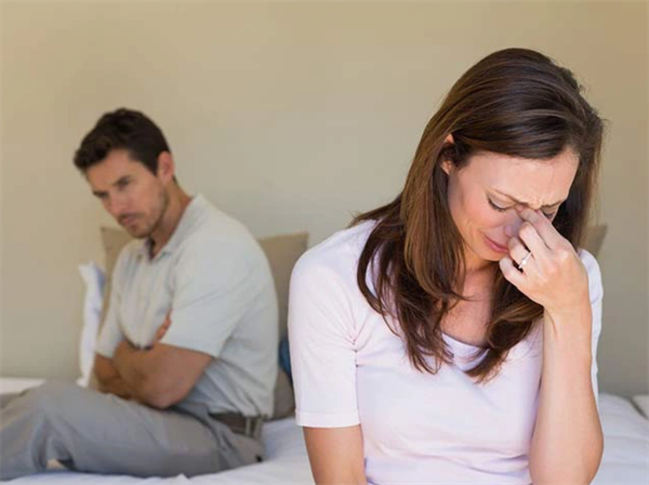 Hiểu rõ tâm lý đàn ông ngoại tình bị vợ phát hiện và ảnh hưởng đến mối quan hệ