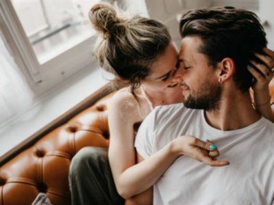 7 Cách giữ chồng ở xa đáng học hỏi