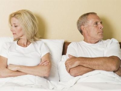 Đàn ông ngoại tình tuổi 50 - Già đổ đốn hay là vì lý do gì?