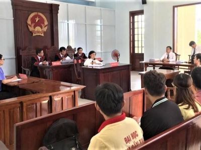 Giải quyết ly hôn đơn phương vắng mặt như thế nào? 