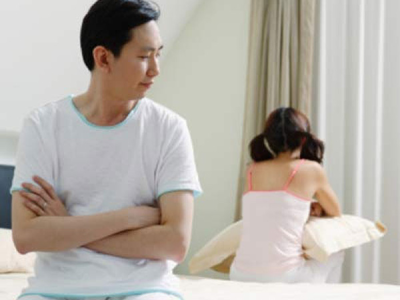 Nghi ngờ vợ ngoại tình phải làm sao