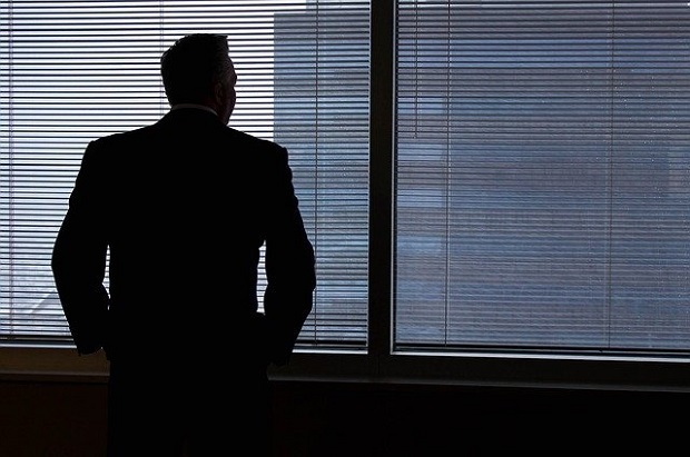 thám tử nghe lén điện thoại